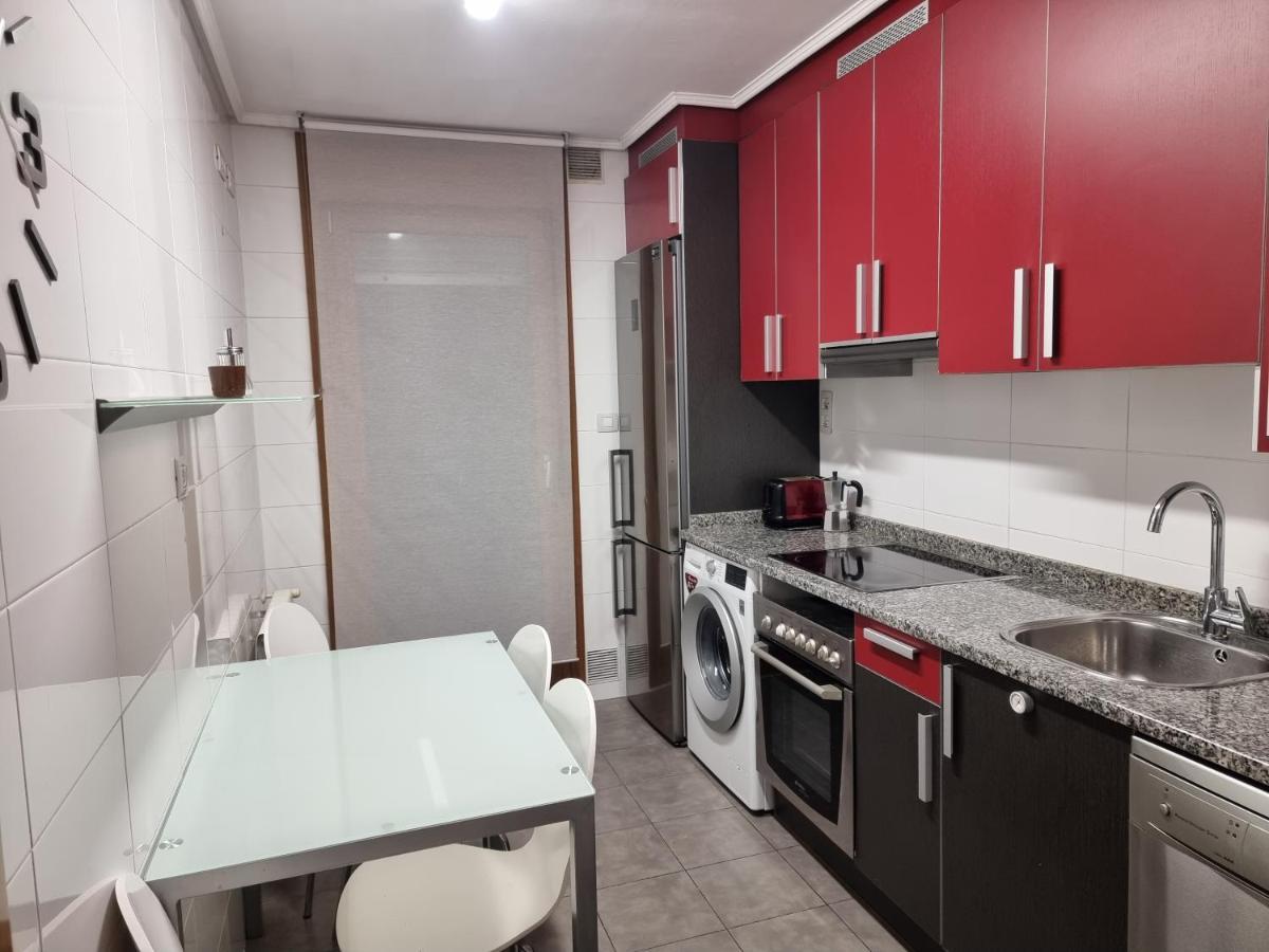 Апартаменты Calidad En Zona Tranquila Хихон Экстерьер фото